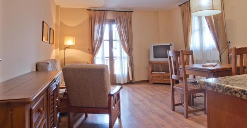 Apartamentos Casa Lavedan Tramacastilla de Tena Phòng bức ảnh